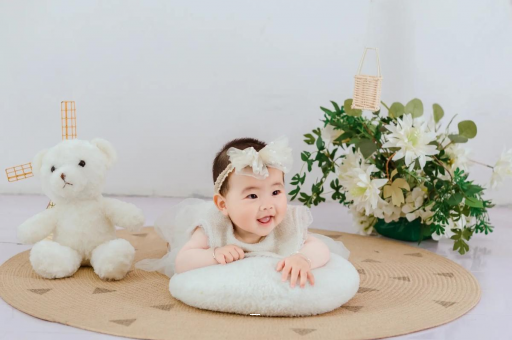 黑河几个月宝宝可以吃水果